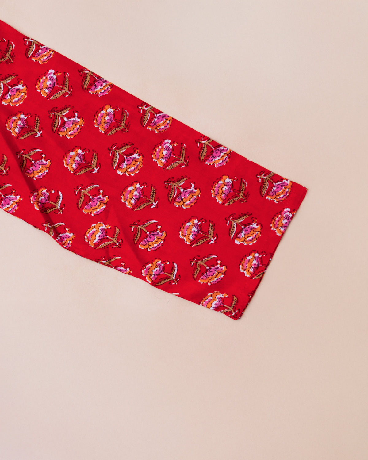 RED FLORALS SET
