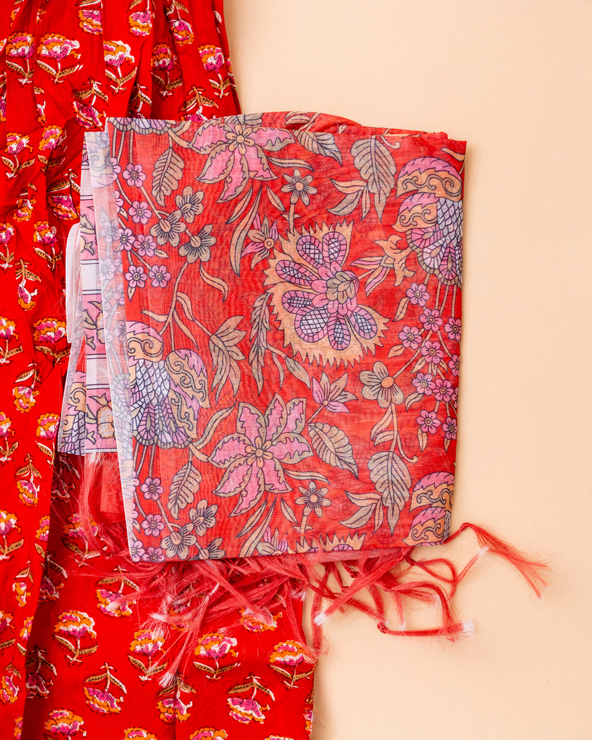 RED FLORALS SET