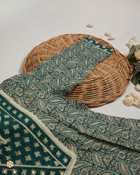 STRAIGHT CUT EMERALD