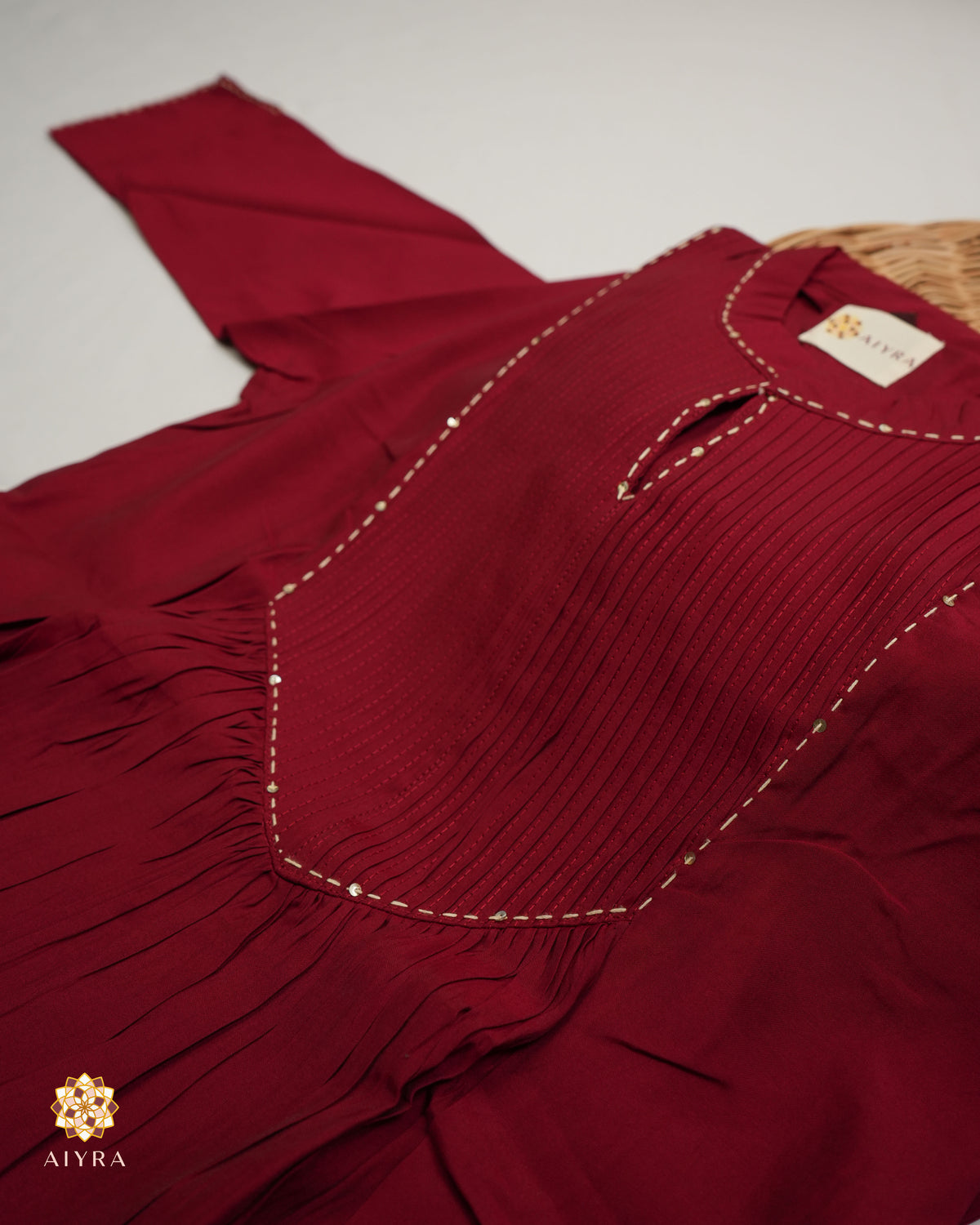 MINIMALIST MAROON SET