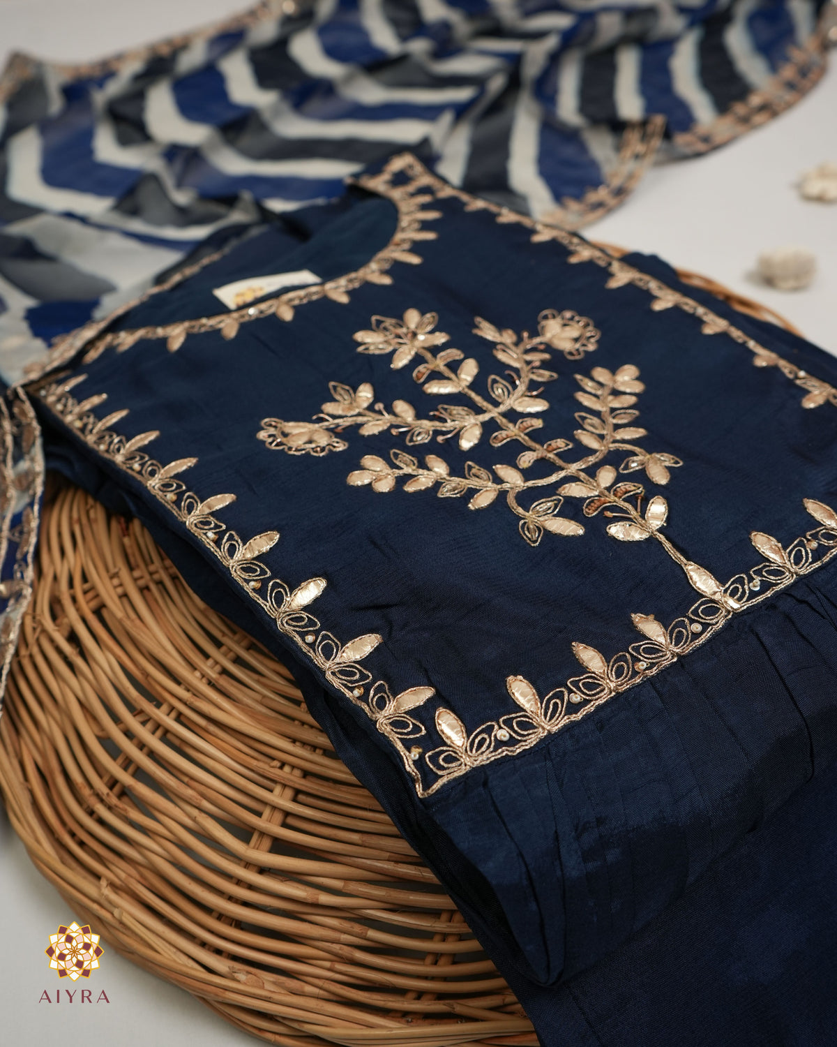 ROYAL BLUE HERITAGE SET